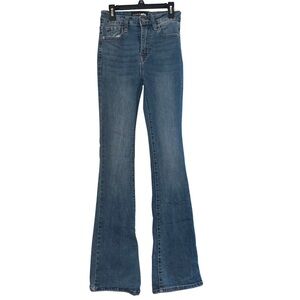 Fashion Nova Classic Blue Flared Jeans Size:1